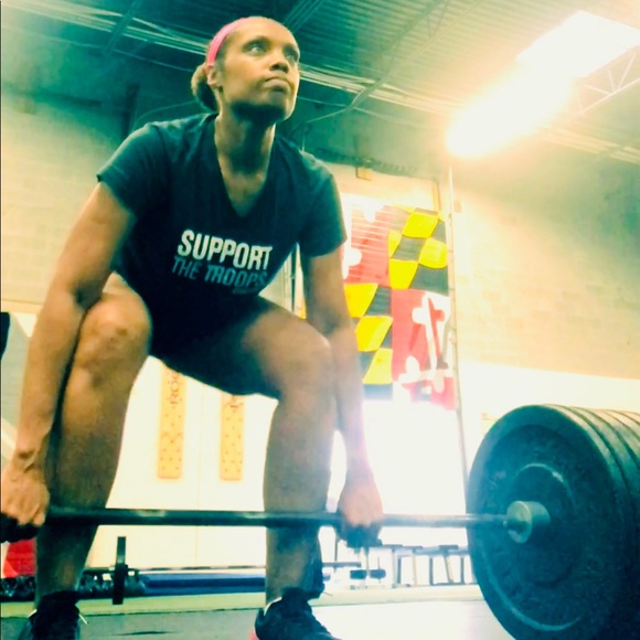 Meet your Posher, Niki - Picture 3 of 4